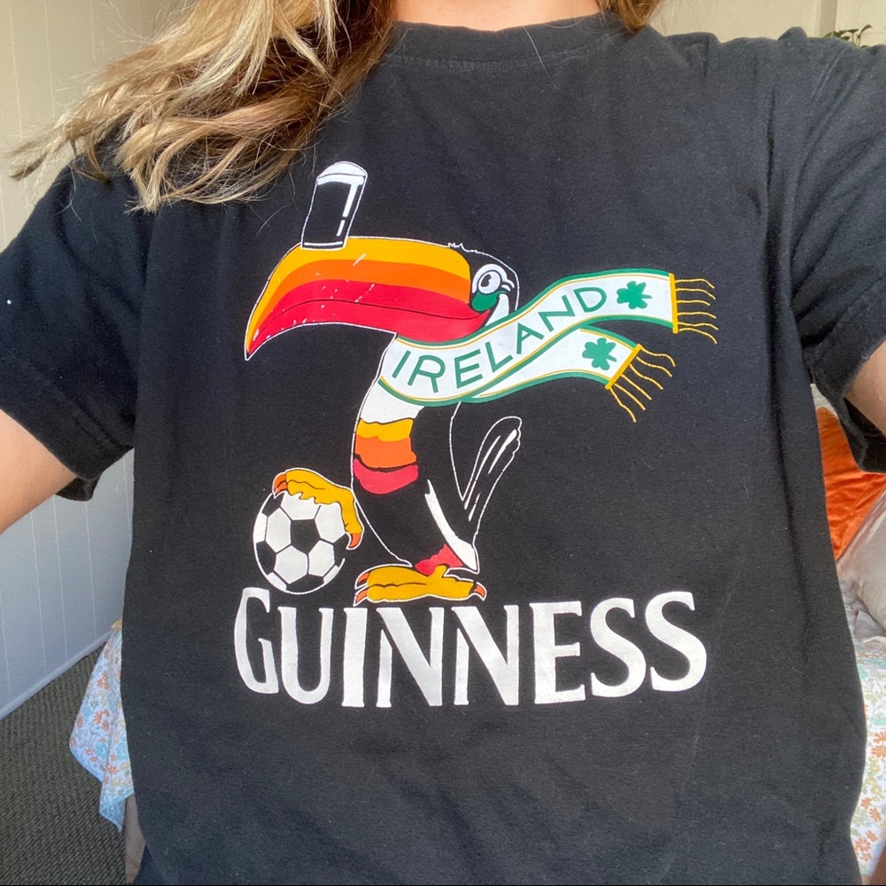 GUINNESS 🇮🇪 IRELAND 🇮🇪 SOCCER TEE!!